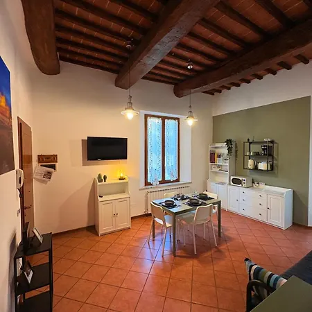 公寓 Casazappa - In Centro A Piedi, Parcheggio E Giardino Privato