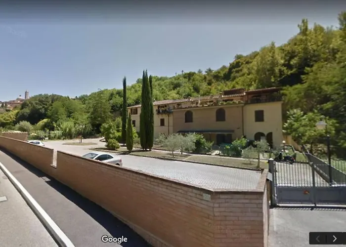 Daire Casazappa - In Centro A Piedi, Parcheggio E Giardino Privato