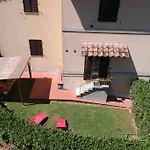 Casazappa - In Centro A Piedi, Parcheggio E Giardino Privato Апартаменты *