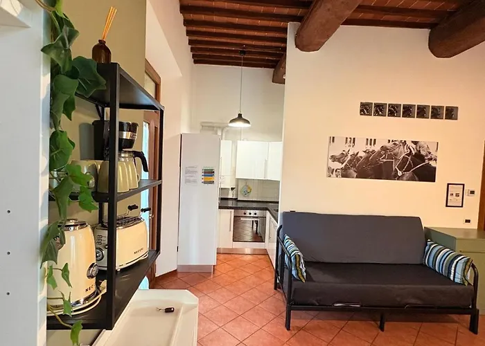 Apartment Casazappa - In Centro A Piedi, Parcheggio E Giardino Privato